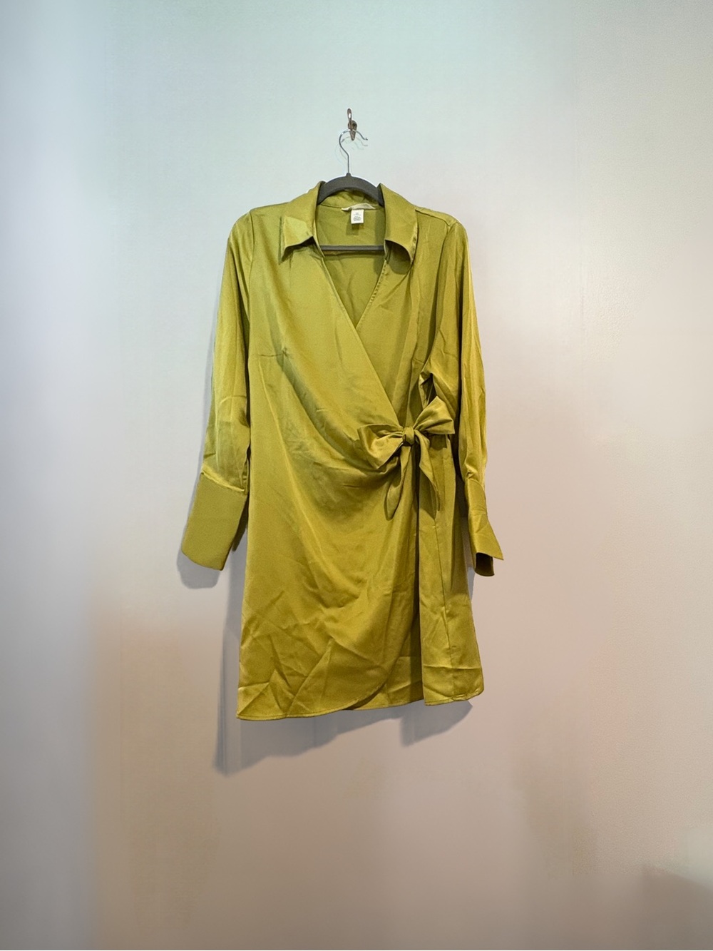 H&M Chartreuse Green Wrap Mini Dress – Long Sleeve – Size Large